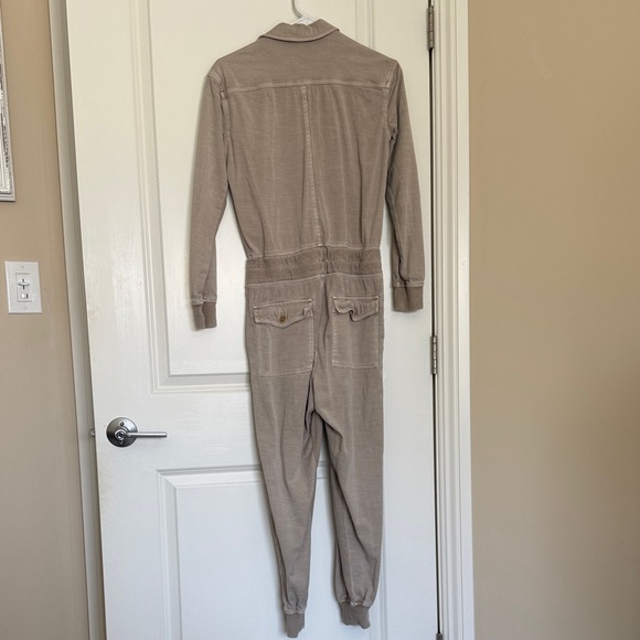 James Perse Taupe Button-Front Jumpsuit - Picture 11 of 12